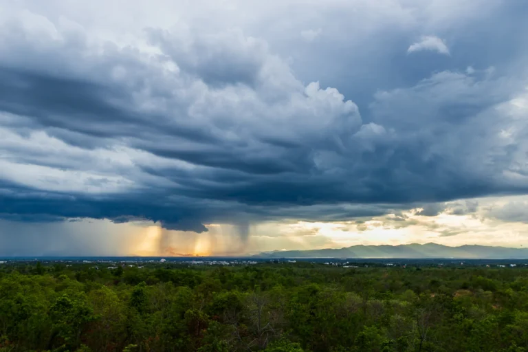 Stormy skies over Tennessee
